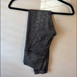 Gray Lululemon leggings size 4 very comfortable